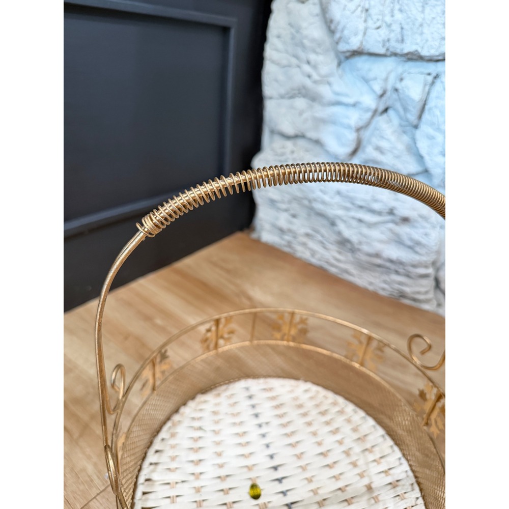 Vintage Gold Wire Snowflake Christmas Basket White Wicker Base Holiday Decor - Picture 4 of 7